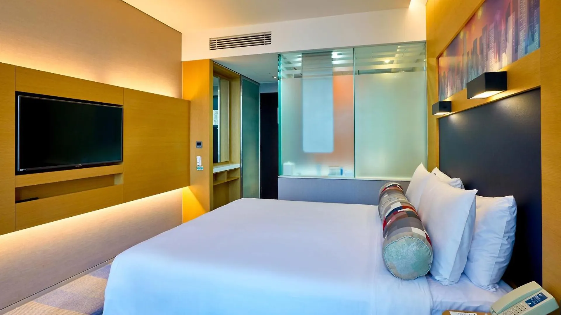Aloft Seoul Gangnam Hotel 3*,